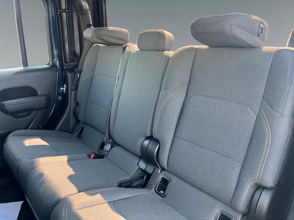 new 2025 Jeep Gladiator car, priced at $48,645