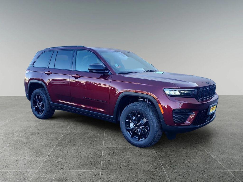 new 2025 Jeep Grand Cherokee car, priced at $46,230