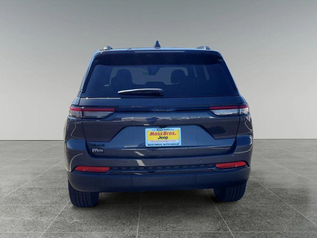 new 2025 Jeep Grand Cherokee car, priced at $46,230