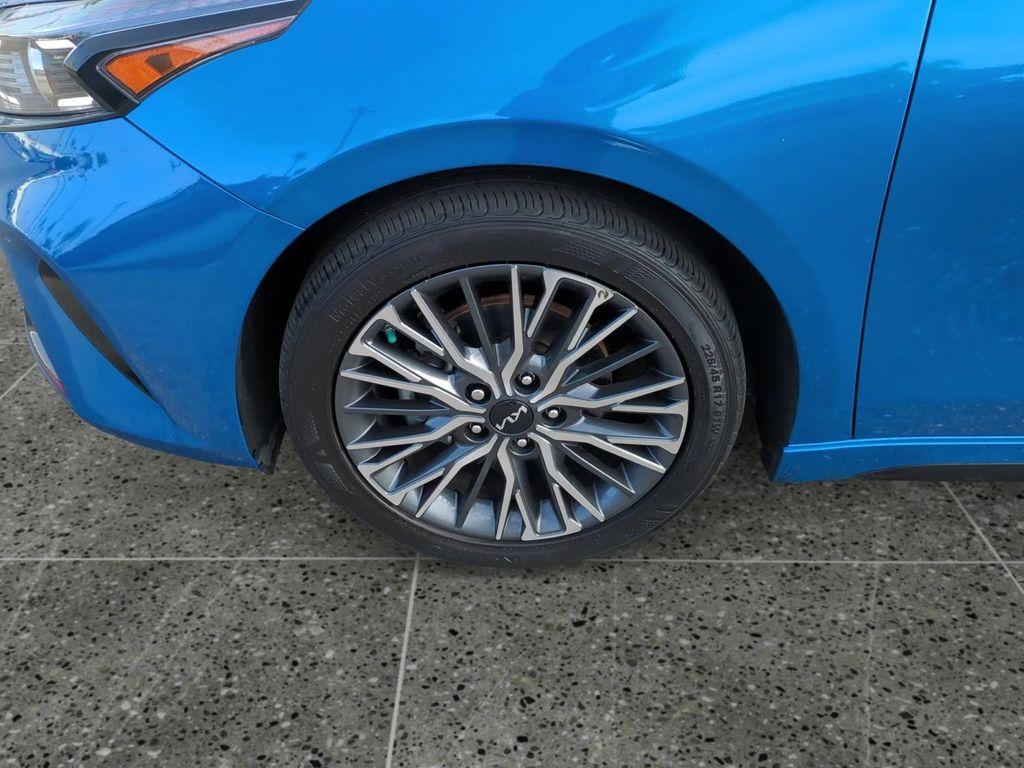 used 2023 Kia Forte car