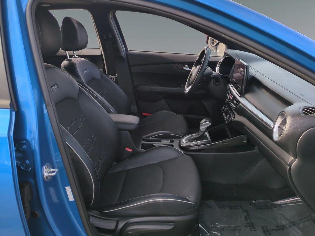 used 2023 Kia Forte car