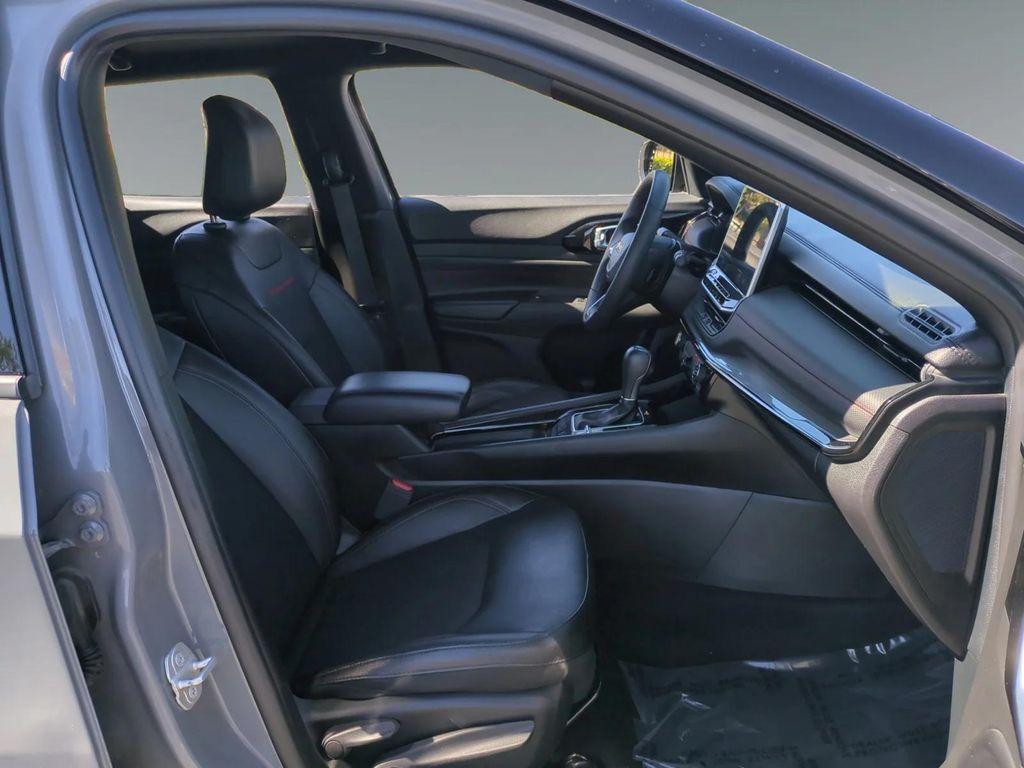 used 2024 Jeep Compass car