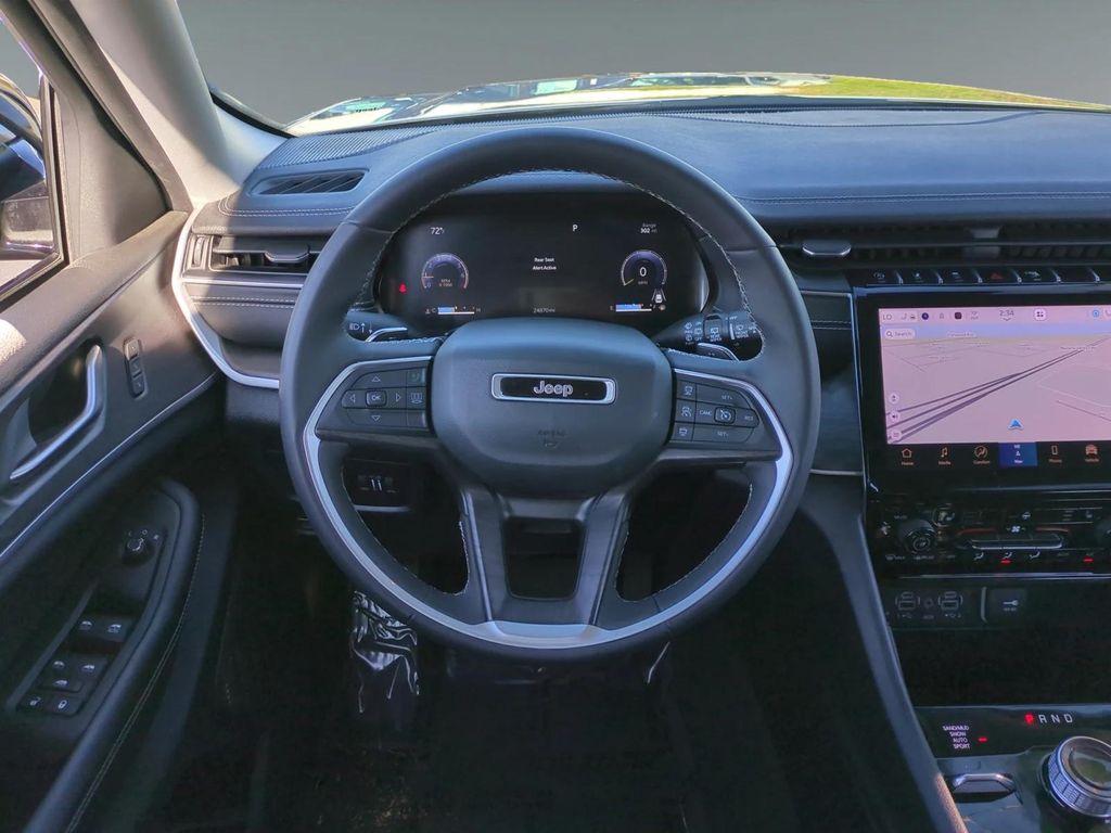 used 2023 Jeep Grand Cherokee car