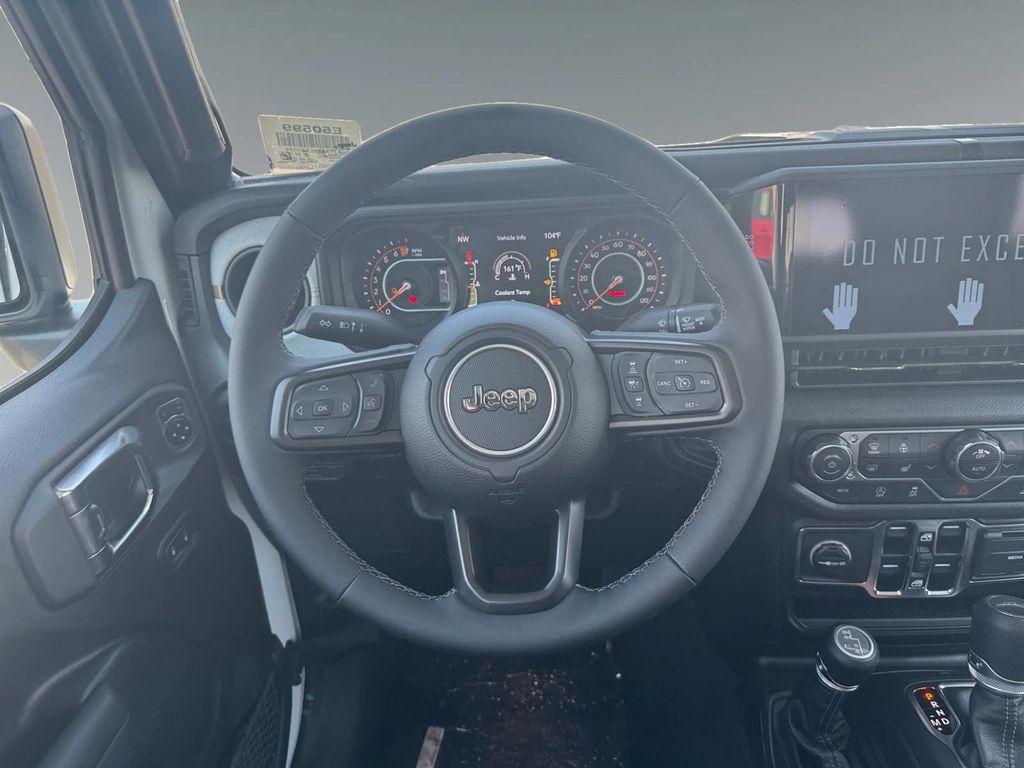 new 2025 Jeep Gladiator car, priced at $49,635