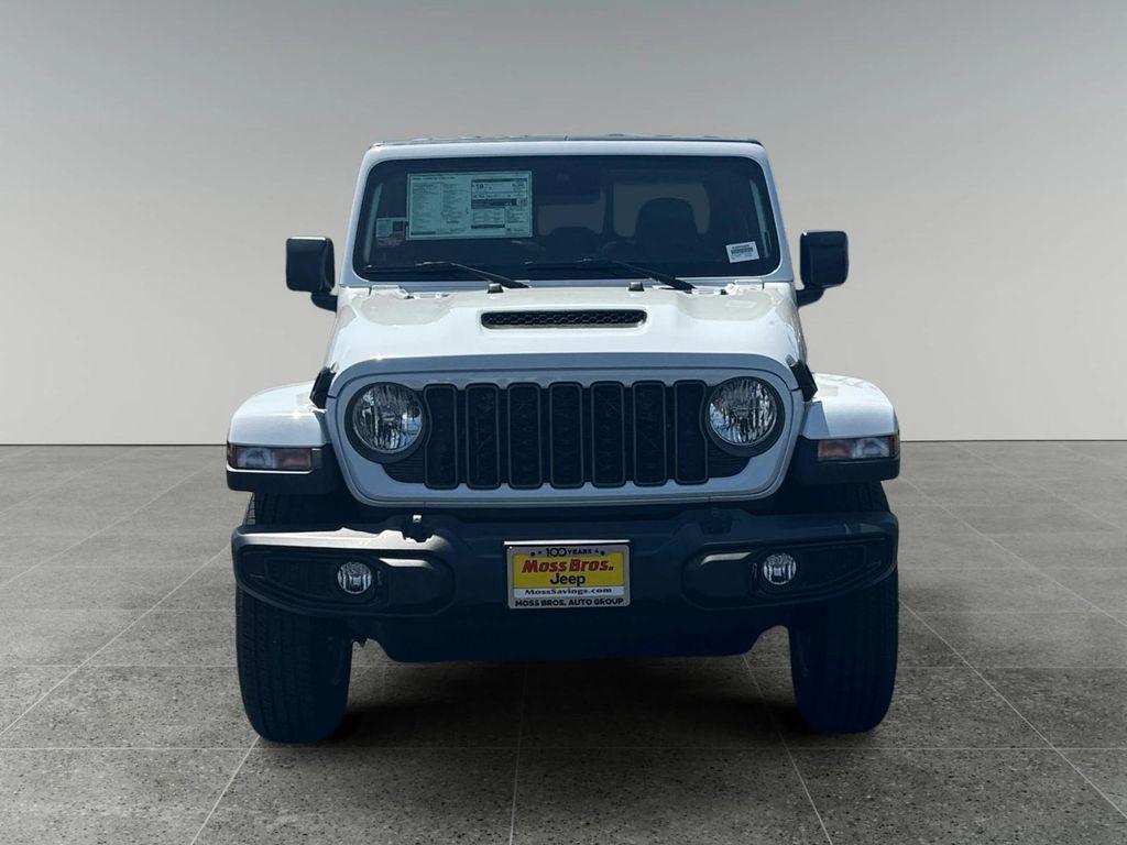 new 2025 Jeep Gladiator car, priced at $49,635
