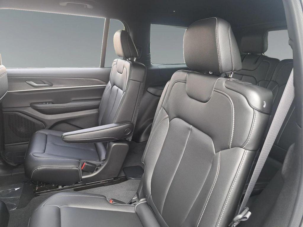 new 2025 Jeep Grand Cherokee L car, priced at $49,295