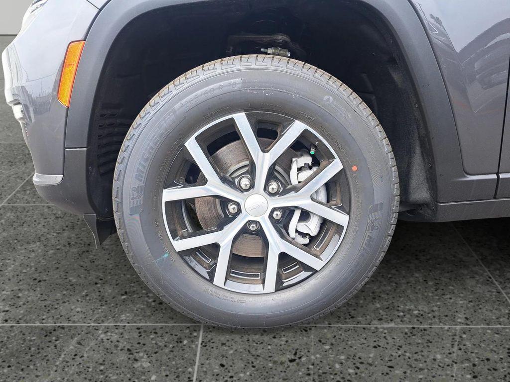 new 2025 Jeep Grand Cherokee L car, priced at $49,295