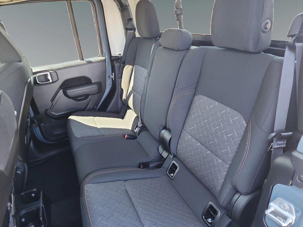 new 2025 Jeep Gladiator car, priced at $57,975