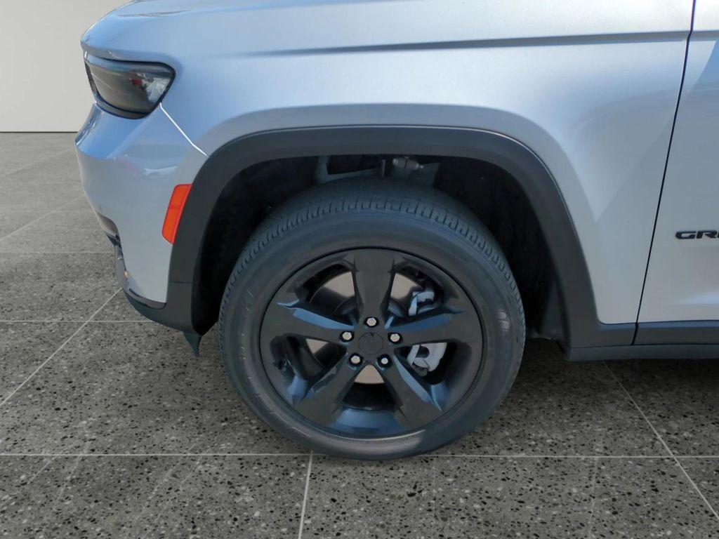 used 2023 Jeep Grand Cherokee L car