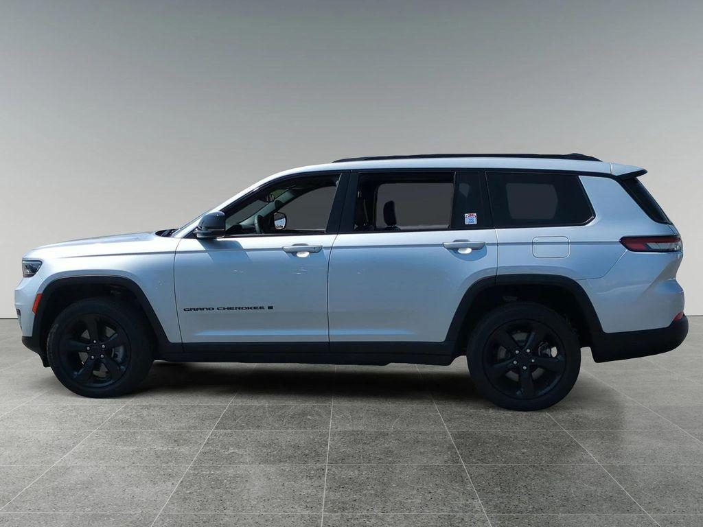 used 2023 Jeep Grand Cherokee L car