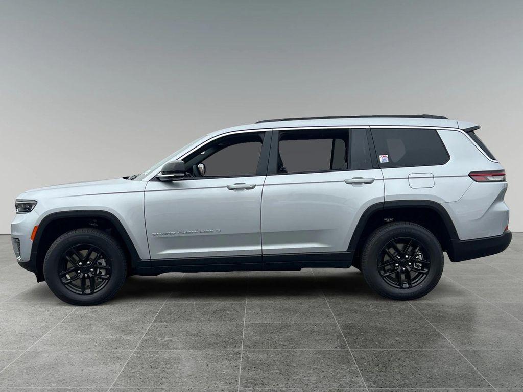 new 2025 Jeep Grand Cherokee L car, priced at $49,495