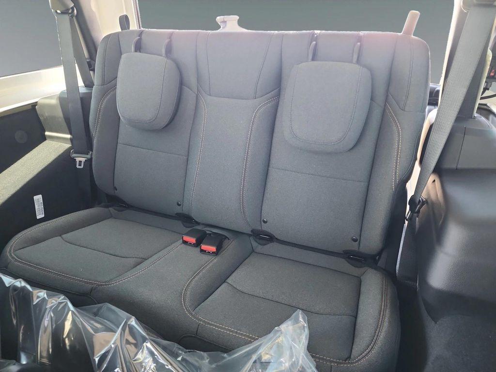 new 2025 Jeep Wrangler car, priced at $37,075