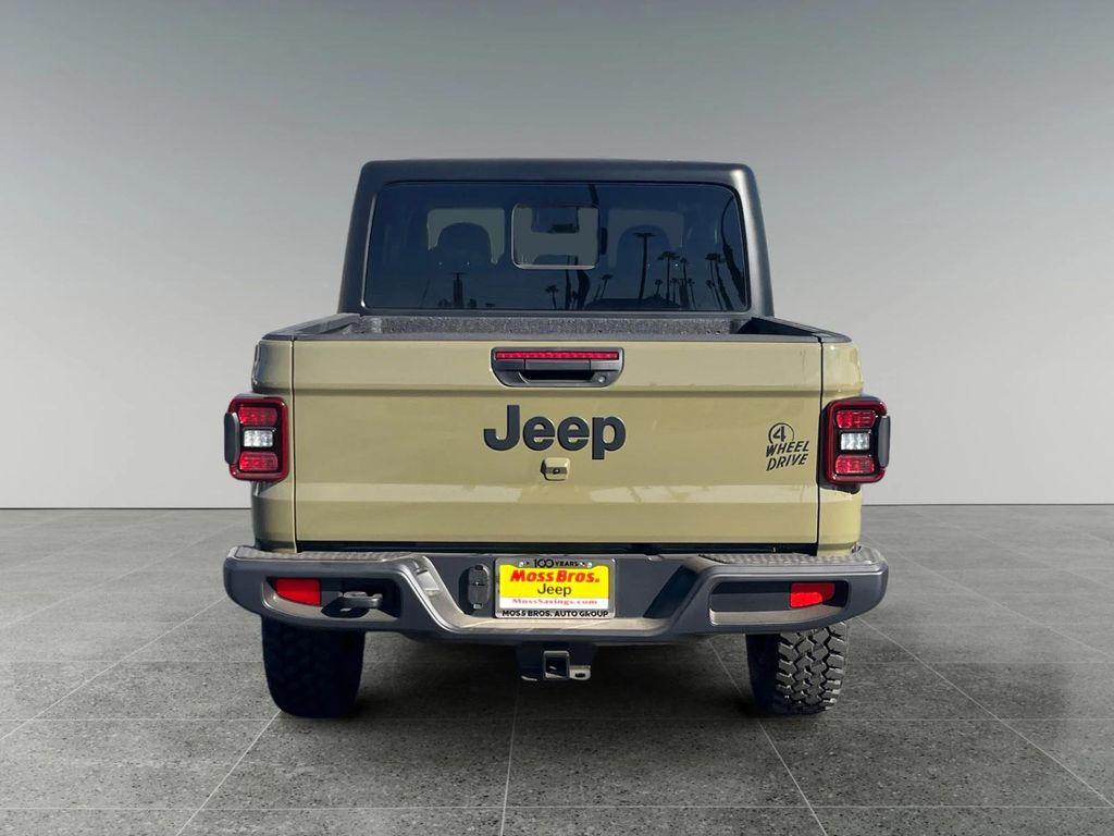 new 2025 Jeep Gladiator car, priced at $50,040