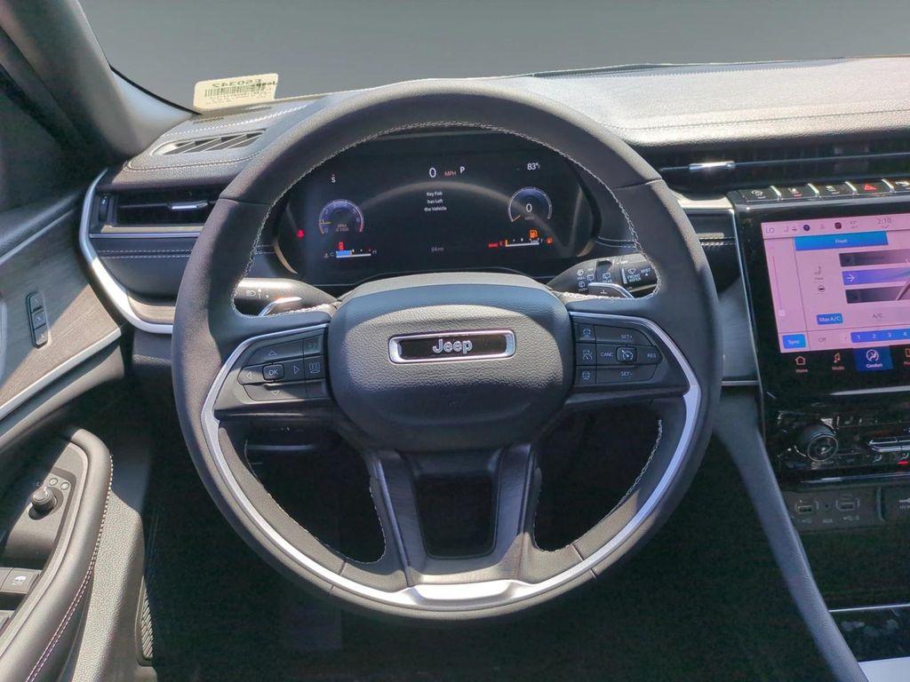 new 2025 Jeep Grand Cherokee L car, priced at $46,900