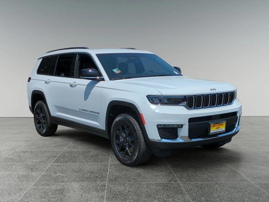 new 2025 Jeep Grand Cherokee L car, priced at $46,900