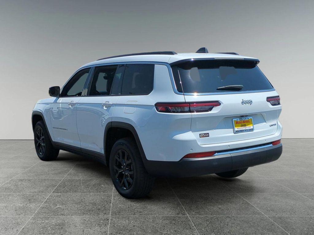new 2025 Jeep Grand Cherokee L car, priced at $46,900