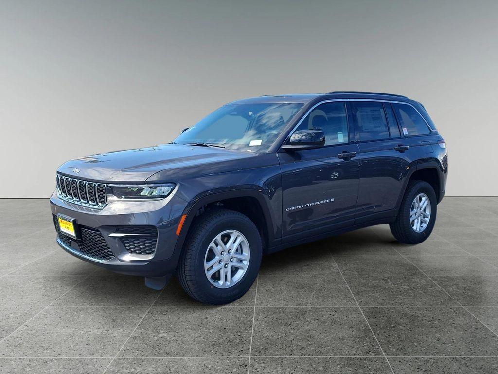 new 2025 Jeep Grand Cherokee car, priced at $41,625