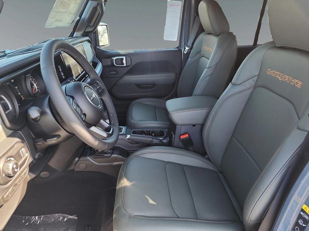 new 2025 Jeep Gladiator car, priced at $63,690