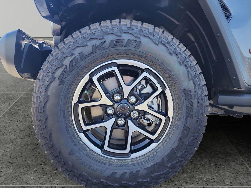 new 2025 Jeep Gladiator car, priced at $63,420