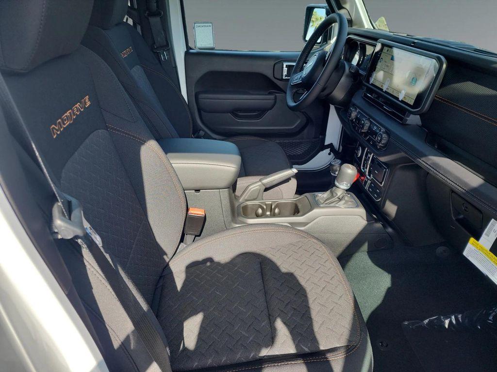 new 2025 Jeep Gladiator car, priced at $57,080