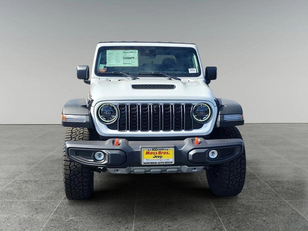 new 2025 Jeep Gladiator car, priced at $57,080