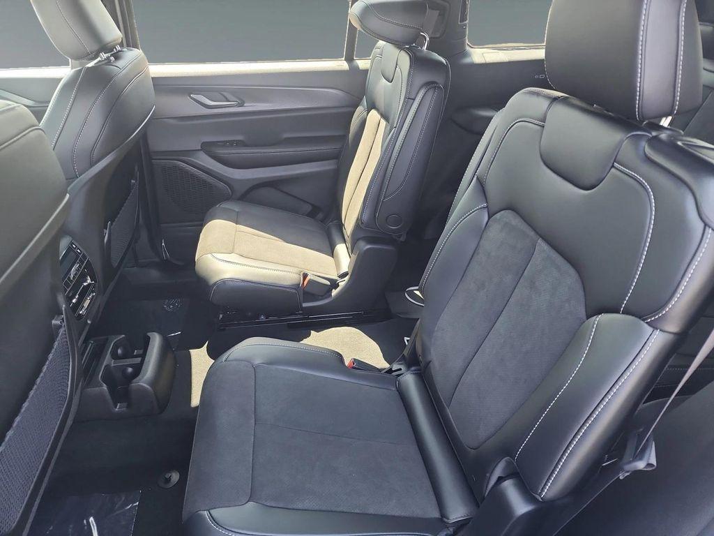 new 2025 Jeep Grand Cherokee L car, priced at $46,230