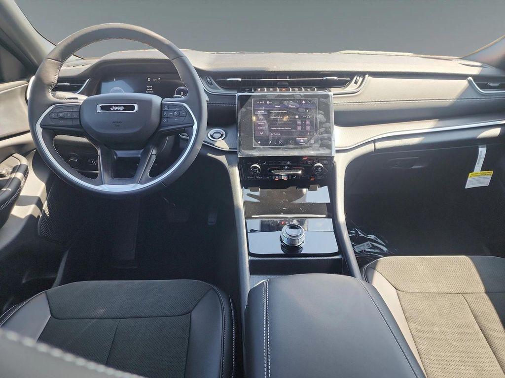 new 2025 Jeep Grand Cherokee L car, priced at $46,230