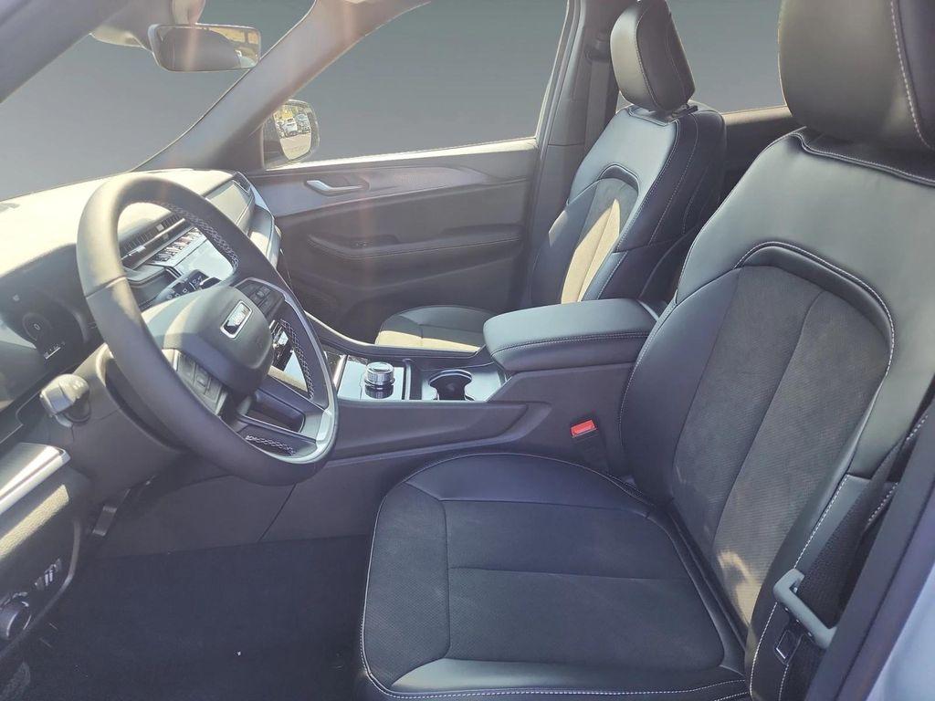 new 2025 Jeep Grand Cherokee L car, priced at $46,230