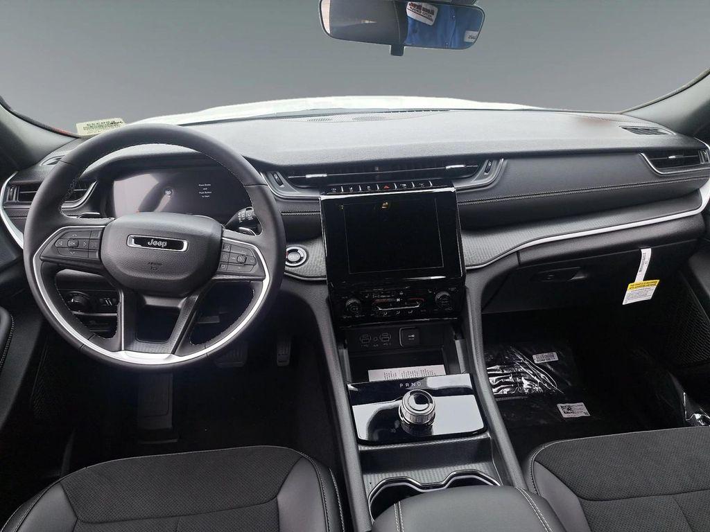 new 2025 Jeep Grand Cherokee L car, priced at $48,230