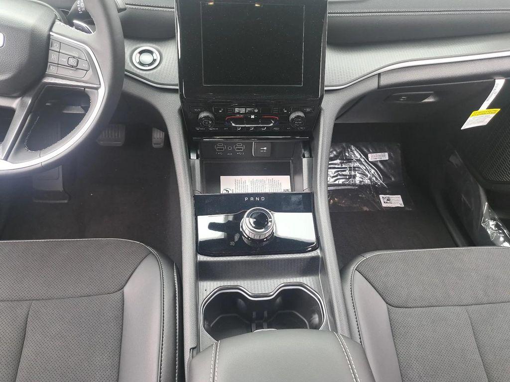 new 2025 Jeep Grand Cherokee L car, priced at $48,230