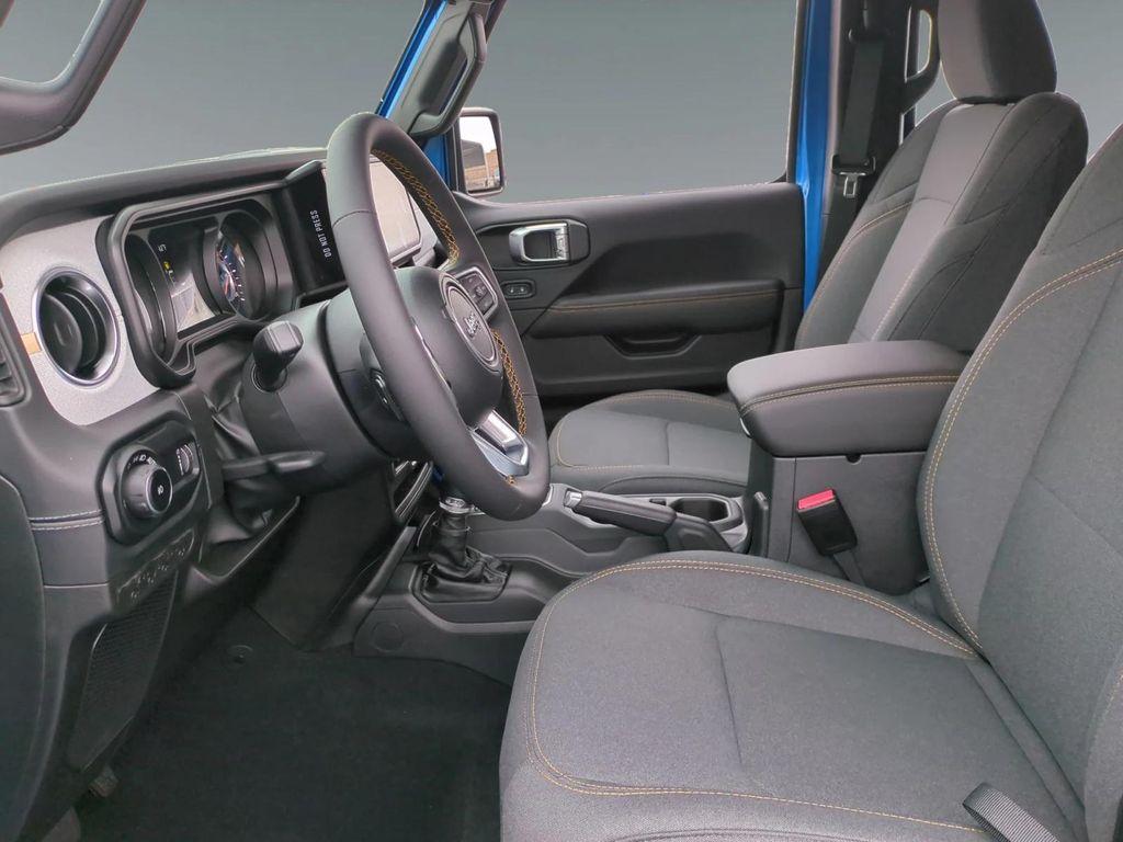 new 2025 Jeep Wrangler car, priced at $54,510