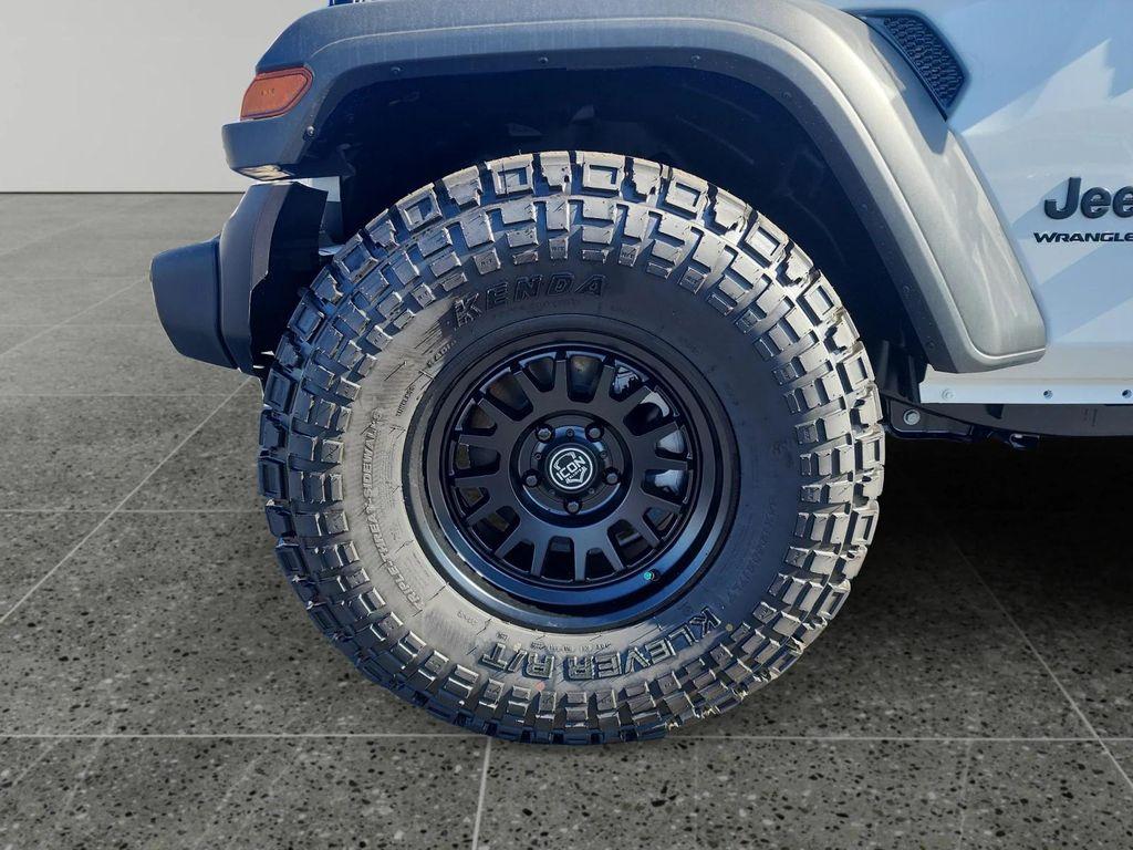 new 2025 Jeep Wrangler car, priced at $45,350