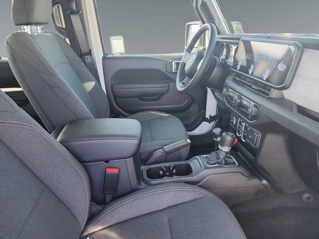 new 2025 Jeep Wrangler car, priced at $45,350