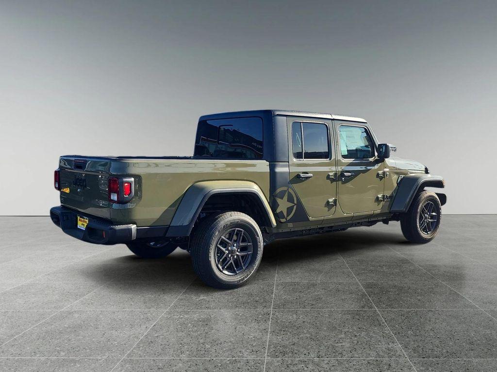 new 2025 Jeep Gladiator car, priced at $48,335