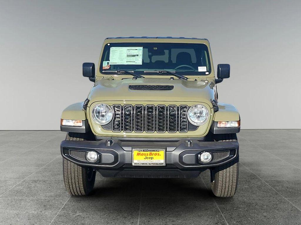 new 2025 Jeep Gladiator car, priced at $48,335