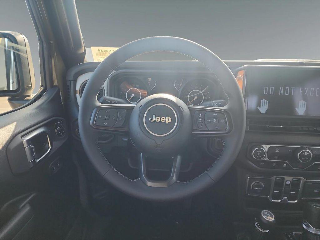 new 2025 Jeep Gladiator car, priced at $48,335