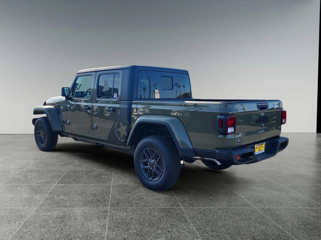new 2025 Jeep Gladiator car, priced at $48,335