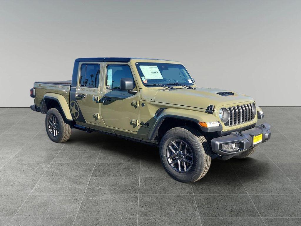 new 2025 Jeep Gladiator car, priced at $48,335