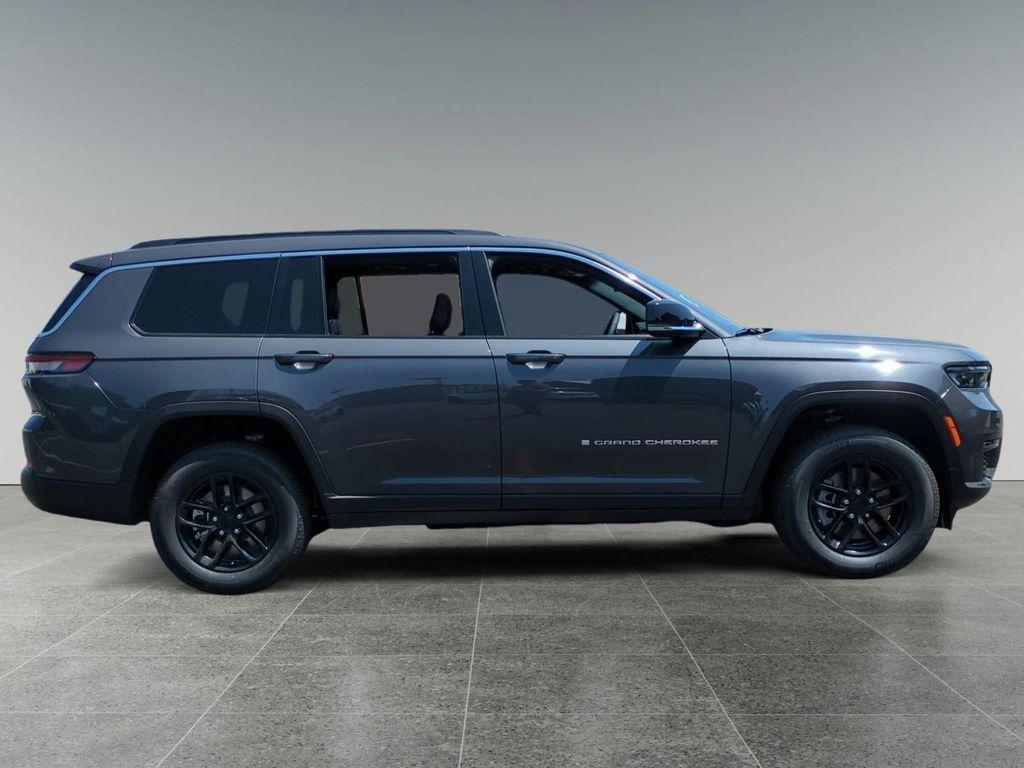 new 2025 Jeep Grand Cherokee L car, priced at $49,495