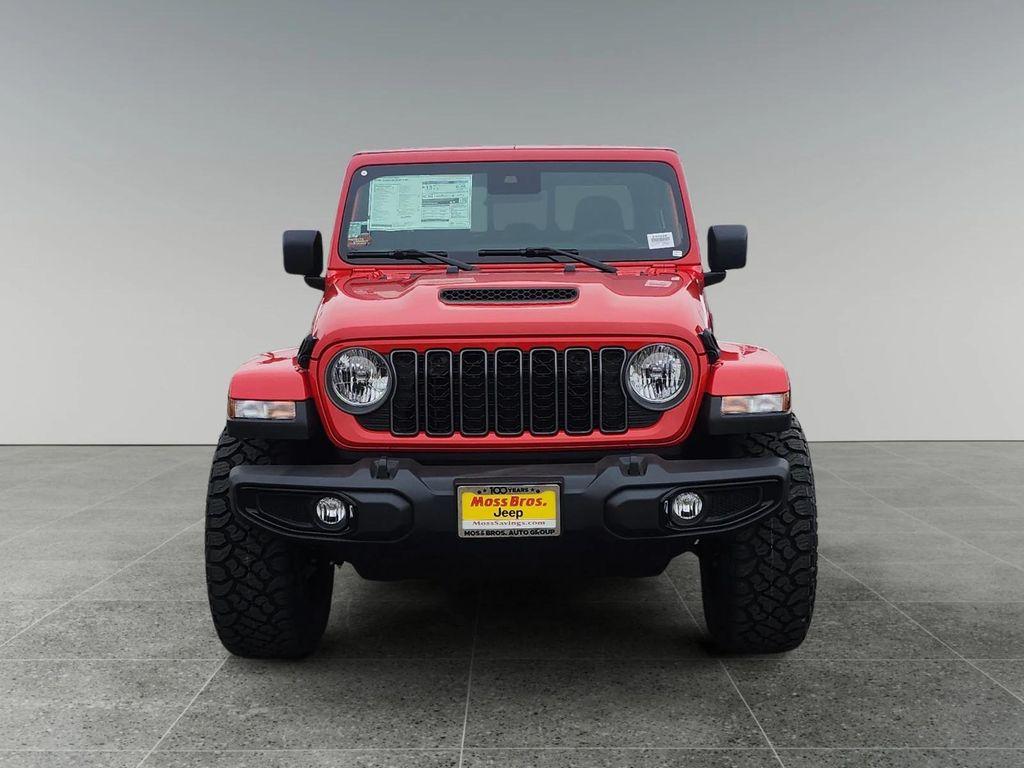 new 2025 Jeep Gladiator car, priced at $48,235