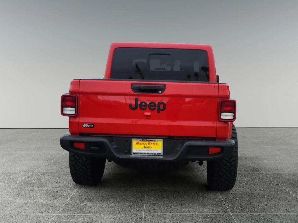 new 2025 Jeep Gladiator car, priced at $48,235
