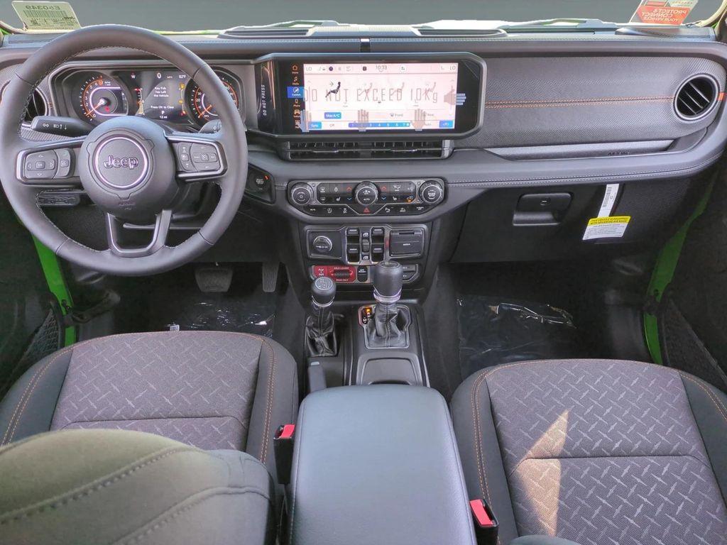 new 2025 Jeep Gladiator car, priced at $58,075