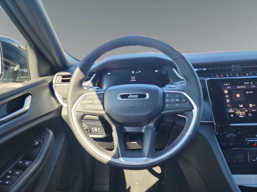 new 2025 Jeep Grand Cherokee L car, priced at $46,730