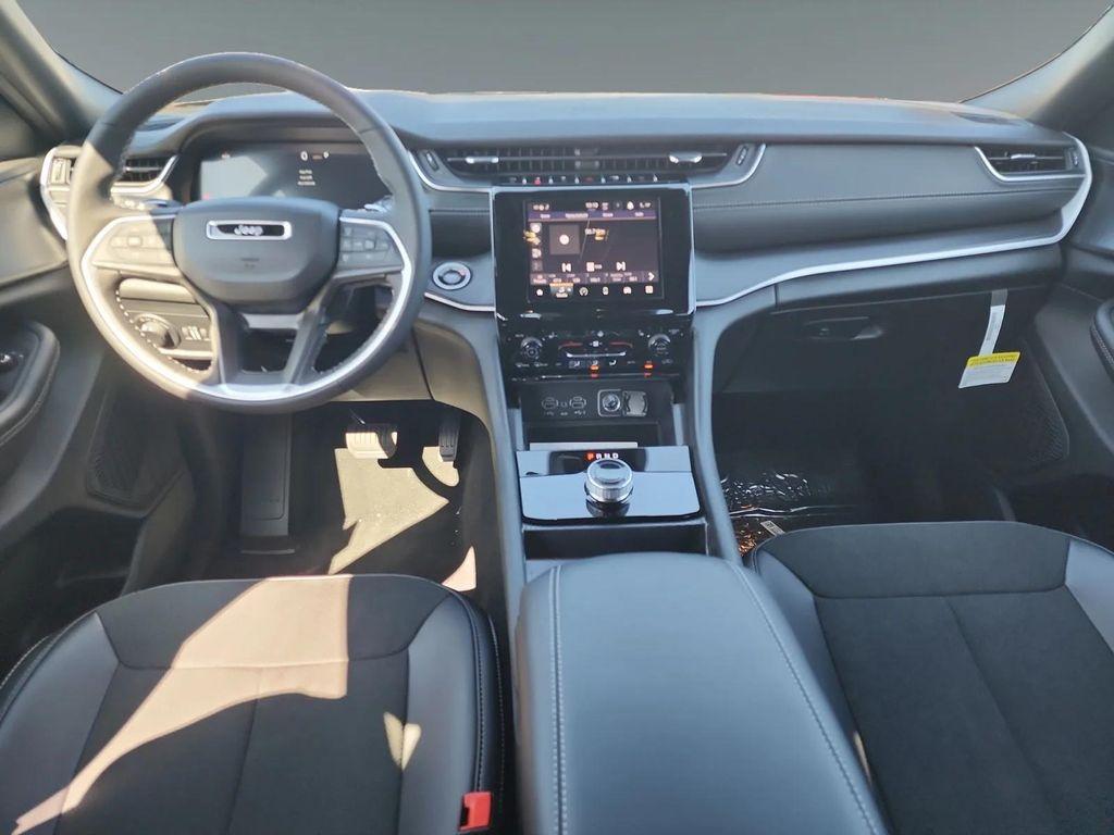 new 2025 Jeep Grand Cherokee L car, priced at $46,730
