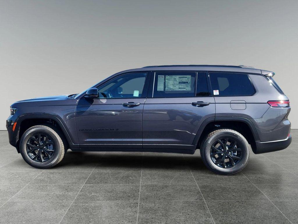 new 2025 Jeep Grand Cherokee L car, priced at $46,730