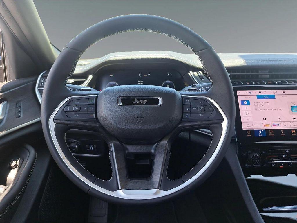 new 2025 Jeep Grand Cherokee car, priced at $44,700