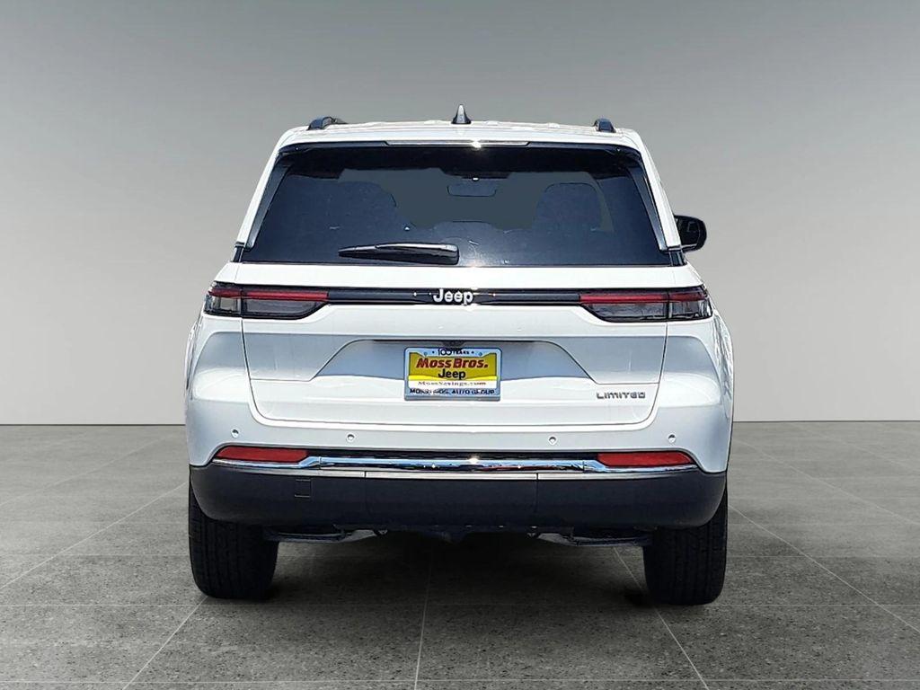 new 2025 Jeep Grand Cherokee car, priced at $44,700