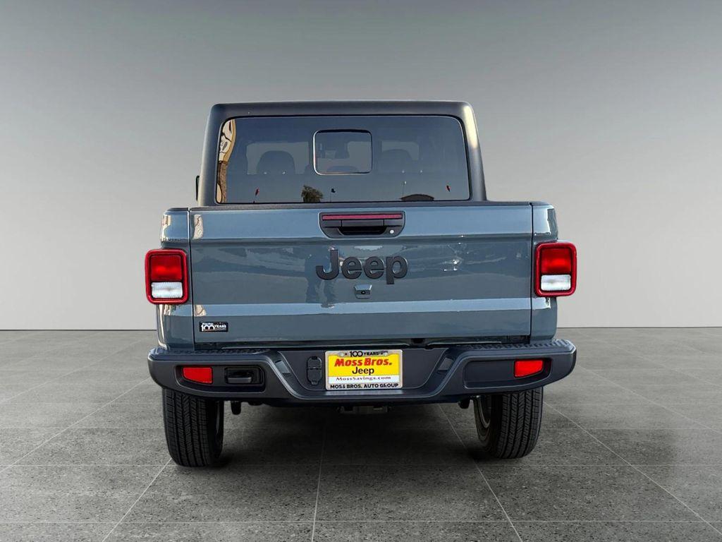 new 2025 Jeep Gladiator car, priced at $50,230