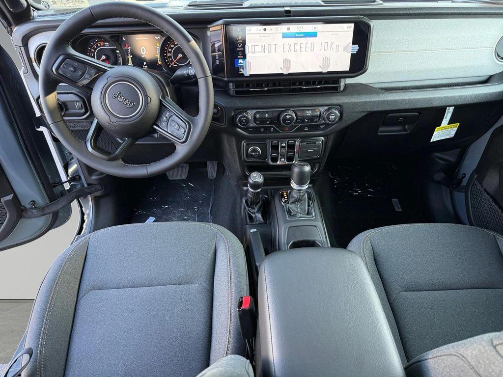 new 2025 Jeep Gladiator car, priced at $50,230