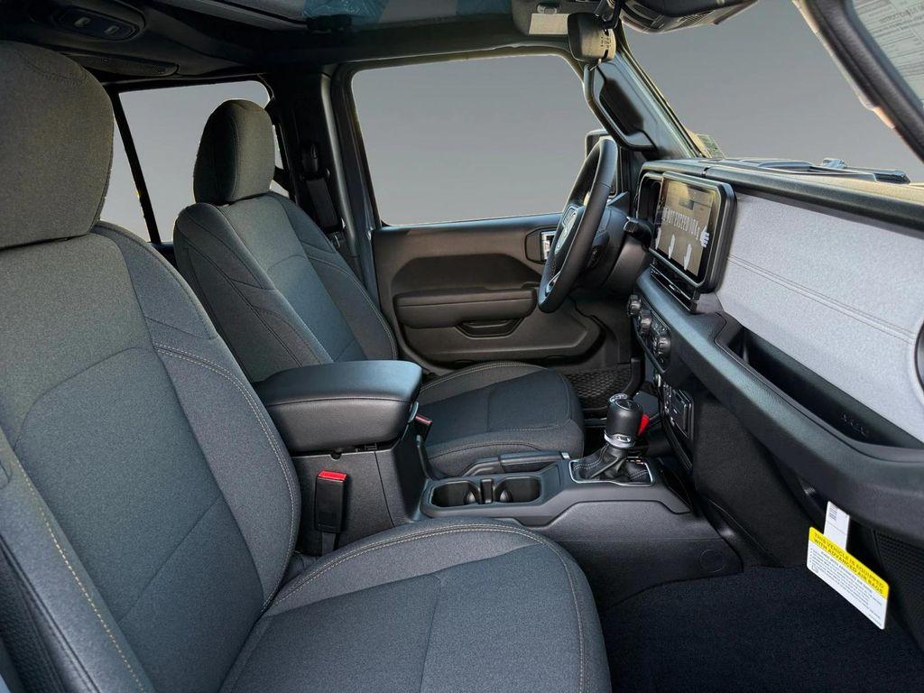 new 2025 Jeep Gladiator car, priced at $50,230